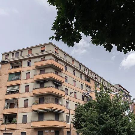 Elegante Bilocale In De Angeli - Piazzale Siena Milán
